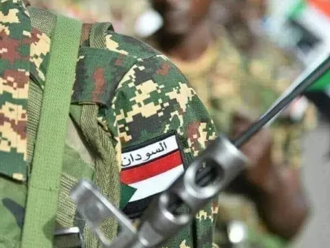 الجيش السوداني يعلن ضربات جوية على مراكز قيادة في نيالا.