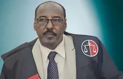 نقيب المحامين السودانيين