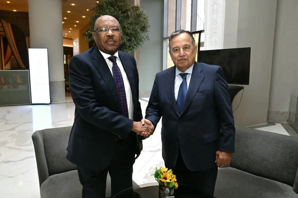 ما أهداف زيارة نبيل فهمي إلى الخرطوم؟ الجامعة العربية تبحث دعم الحوار السوداني ووقف الحرب...