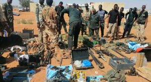 وجدها بسوق قندهار غنائم يستولي عليها الجيش1 3 الفرقة 11مشاة كسلا تضبط كمية من الأسلحة والذخائر