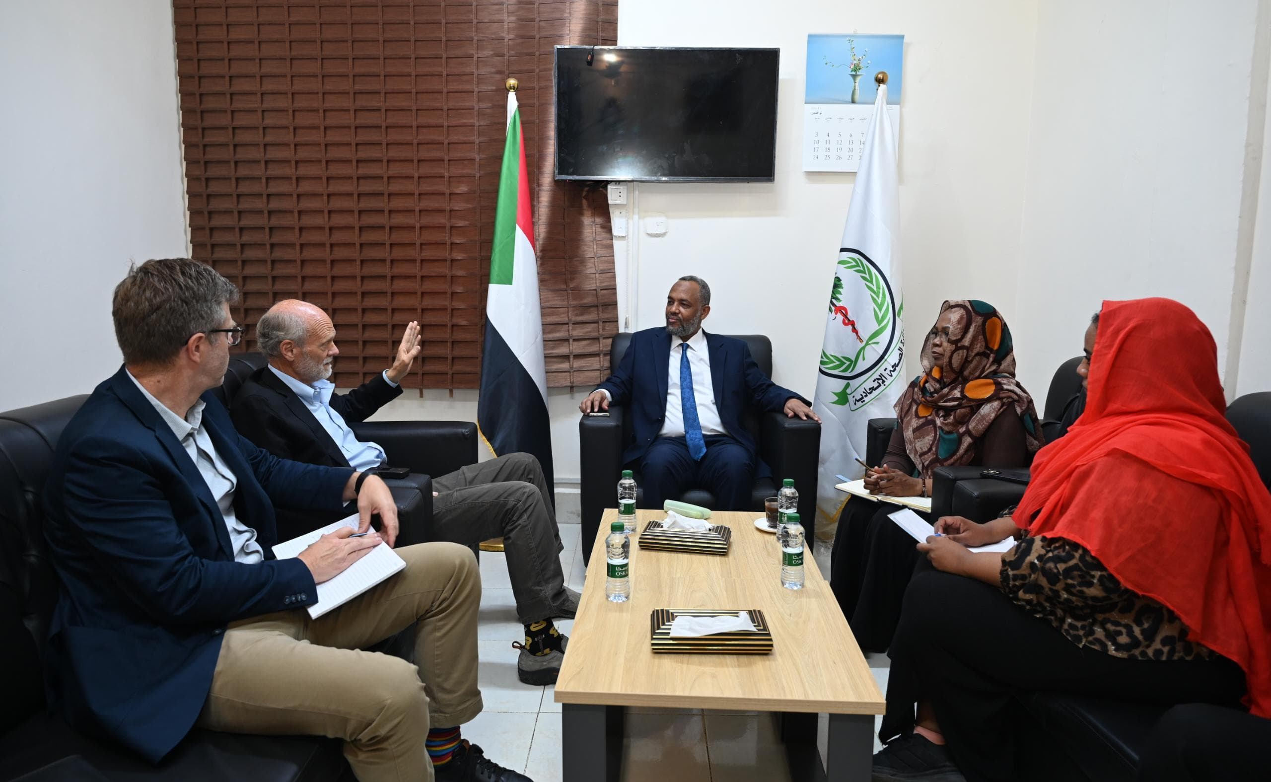 وزير الصحة السوداني يبحث مع منظمة سمارتن بيرس ملف خبراء الطوارئ الصحية بالمنظمة 1 وزير الصحة السوداني هيثم محمد إبراهيم 1 1