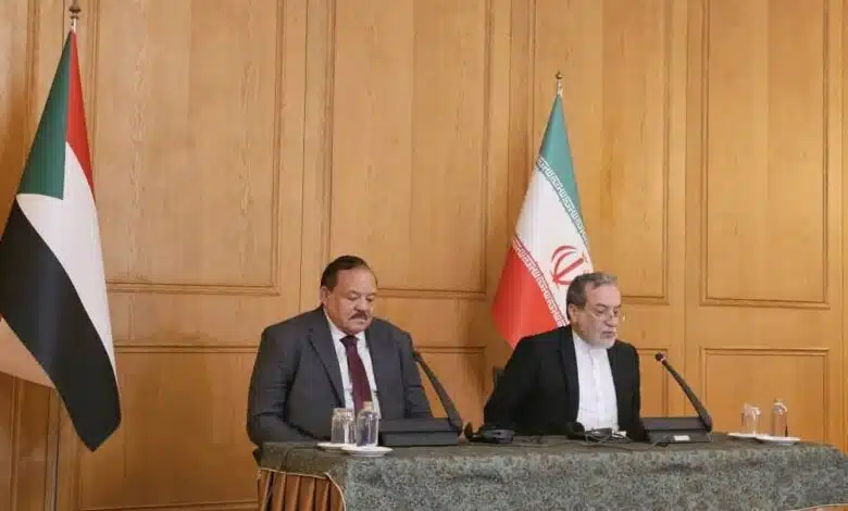 وزير الخارجيةالسودانيوالايراني عراقجي .jpg