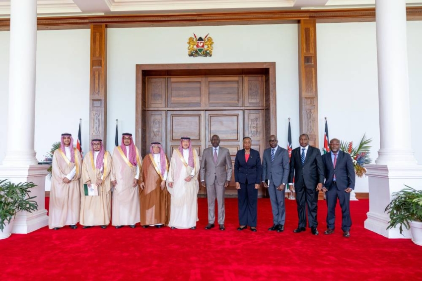 مسؤول سعودي يزور جوبا أديس أبابا نيرروبي هل المملكة باتت أقرب للسودان من الإمارات؟ 1 ناىب وزير الخارجية العسودي والرئيس الكيني