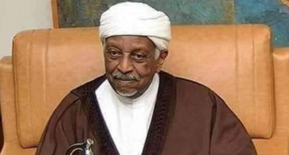 نجل الميرغني يستفز الشعب السوداني بتغريدة عن الامارات1 1 تغريدة لمستشار الميرغني حول الجيش
