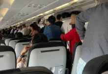 هبوط إطراري لطائرة بريطانية بعد حفل توديع عزوبية صاخب في السماء