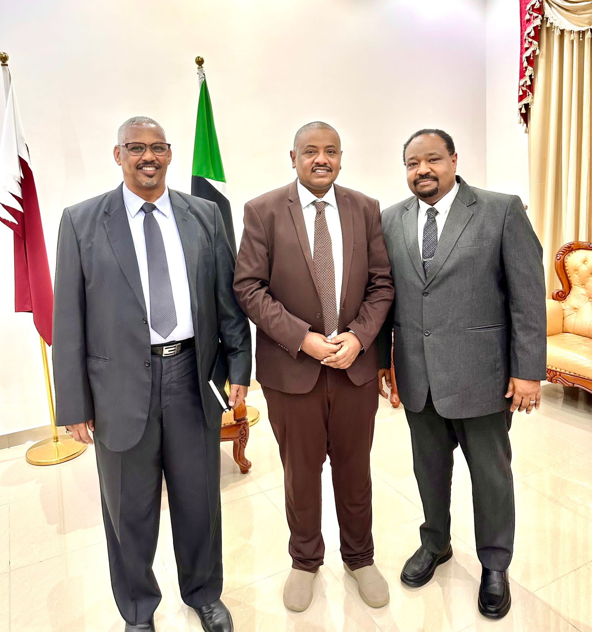 الجالية السودانية بدولة قطر تنتخب عبدالله نبق رئيسا