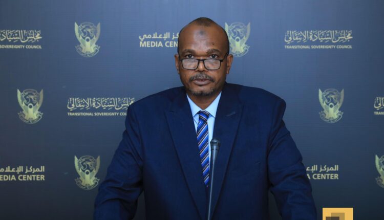 التربية والتعليم تنفي تأجيل امتحانات الشهادة السودانية… 1 وزير التربية التهامي e1746360970798 750x430 1