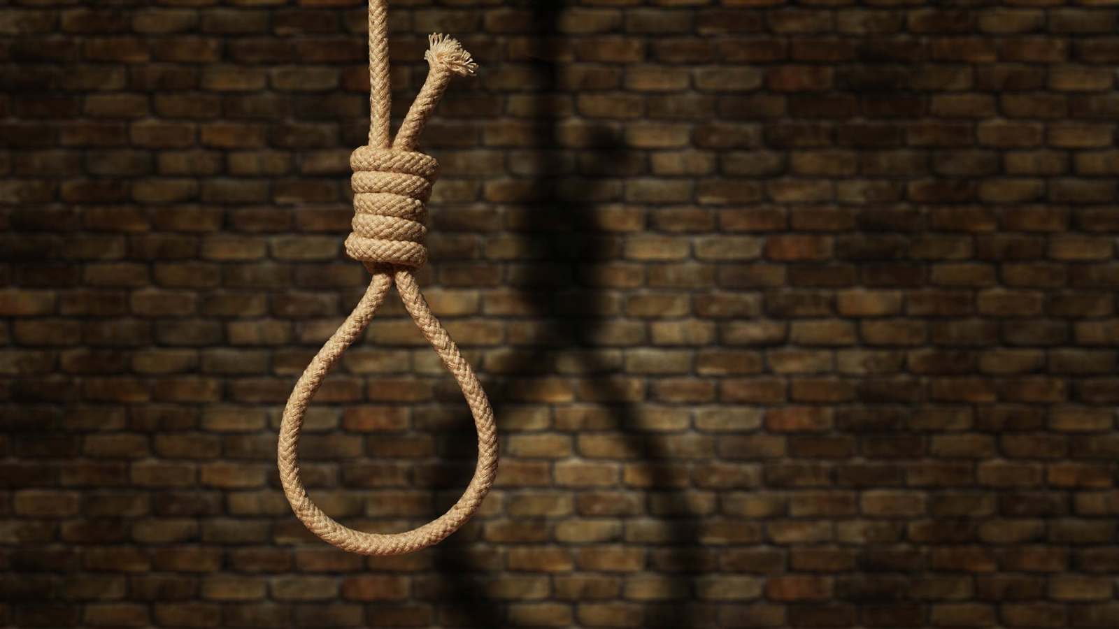 العثور على جثة شاب مصري أنهى حياته بطريقة مأساوية بسبب صدمة عاطفية