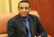 كامل ادريس