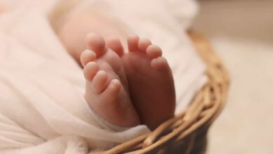 معتقدات أم خاطئة سبب في وفاة ابنها من الجوع